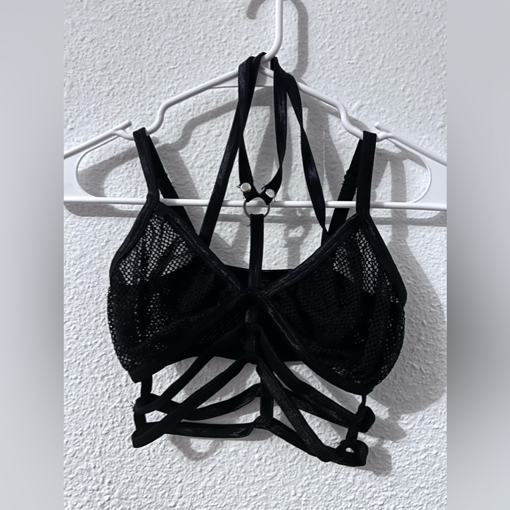 Cropped fishnet top